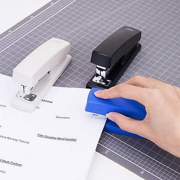 Другие комплектующие: Stepler deli 0425 25 vərəq tikə bilir — 2