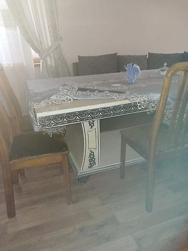 pedukur stolu: Klassik üslubda yemək otağı dəsti - Masa: Açıq krem rəngli, mərmər — 3