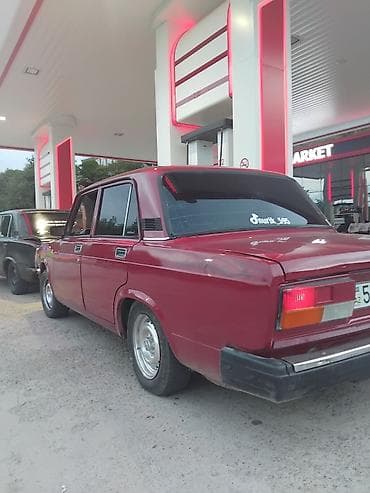 opel vectra a: VAZ 2107, albalı rəngdə, sedan kuzov. Arxa ötürücülü, 4 qapılı klassik — 3
