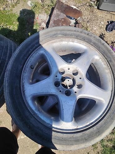 Mercedes w203 orginal 16 diskleri 1 ededinde 1 eded balaca svarka var