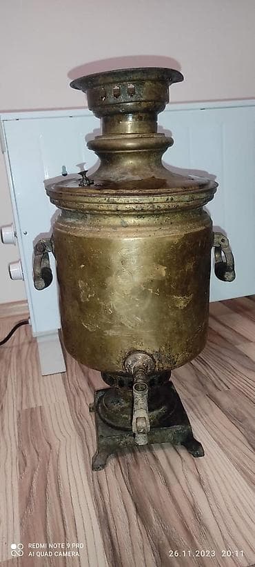 koz samovarı: Antik pirinç samovar - Material: Pirinç gövdə, tökmə metal baza — 3