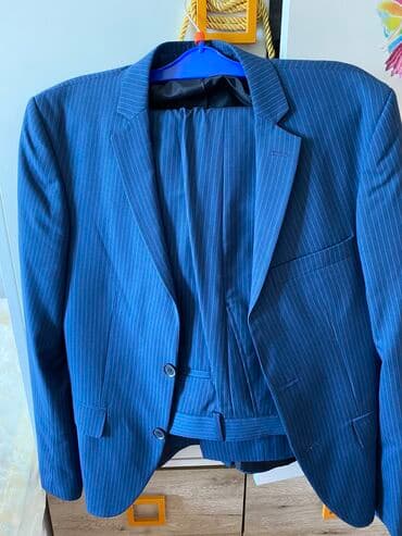 прокат мужских костюмов в баку: Kostyum,iki defe geyinilib,tezedir,65-70 kq a uyğundur,50 azm real — 1