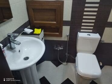 бу кровати: Bu, mətbəxlər üçün nəzərdə tutulmuş müasir üslublu şkaflar dəstidir — 5