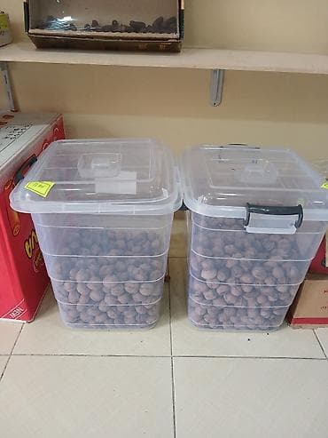 пищевой бак пластиковый 300 литров: Hamısı birlikdə satılır. Böyük 35 litr olan 15 azn. kiçik 14litr olan — 3