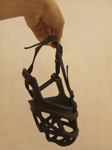 BMW: İt üçün ağızlıq (maska) - Material: yumşaq, lakin möhkəm elastik — 1