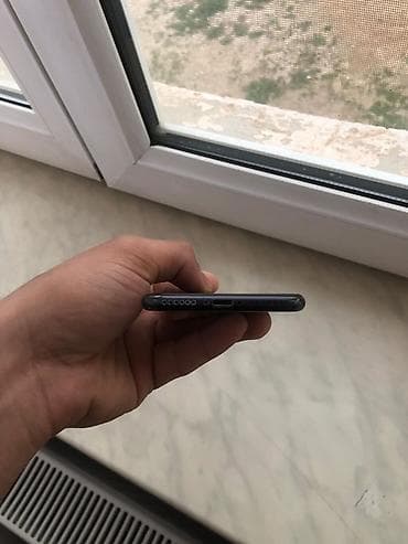 iphone 7 qara: IPhone 7, Qara — 3