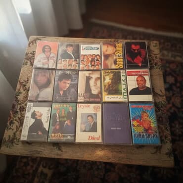 magistr hazirliq kitablari: Qədimi,Azərbaycan,Rus,Türk kasetləri ideal vəziyyətdə.Hər janrda — 1