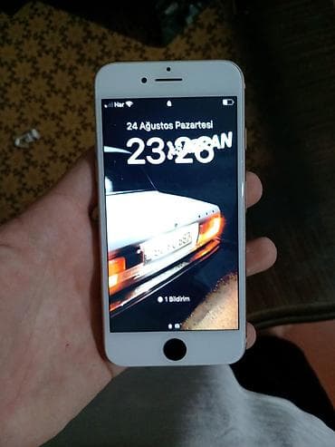 iphone 3gs ekran: IPhone 8, 64 GB, Qızılı — 2