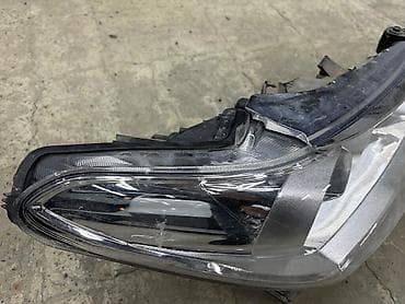 Toyota filler sağ farasi üstdən çıxmadı arxasında xırda plastik işi — 2