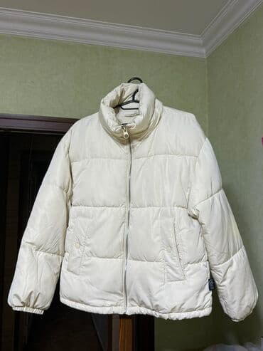 hicabli geyimler: Puxovik kurtka, PULL&BEAR, XS — 1