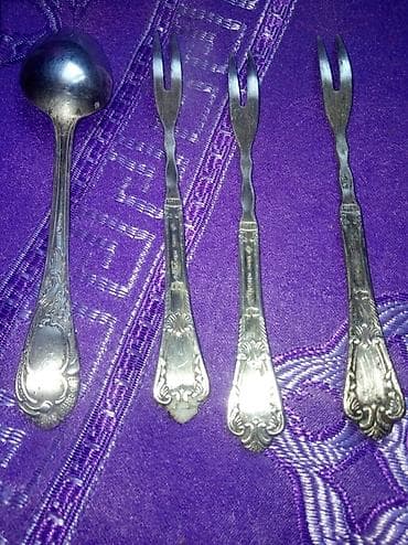 metbex canagi: Gümüş sovetin her biri 13manat — 1