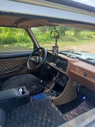 masin satis sayti: VAZ (LADA) 2107: 1.6 l | 2004 il 16000 km Sedan — 2