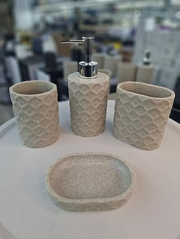 hamam aksessuarları: Hamam aksesuarları dəsti – dispenserli 4-lü set - Tərkib: maye sabun — 5