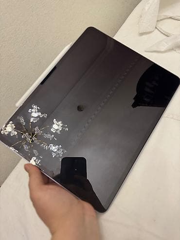 ipad case: Yeni Apple iPad Air 13 (2025), 13", 128 GB — 3