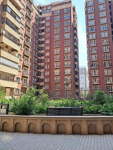 nəsimi rayon: İcarəyə verilir 3 otaqlı yeni tikili 138 m², 28 May m. Kateqoriya — 2