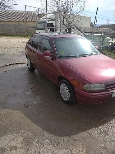 Opel Astra F hatchback yalnız vatsapa yazlm maşln bakldadlr hekbir