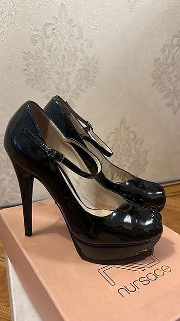 Qadın ayaqqabıları: Nursace qadın ayaqqabısı 39 ölcu Bir defe de geyinilmeyibalici eline — 2