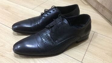 kişi bermudu: Kişi ayaqqabisi, temiz deridir, Turkiyenindir. 2 defe toya geyilib — 2