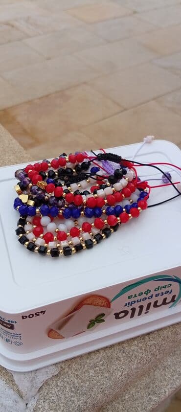 Eynəklər: Muncuq və kordonla hazırlanmış əl işi bilərziklər - Material: parlaq — 3