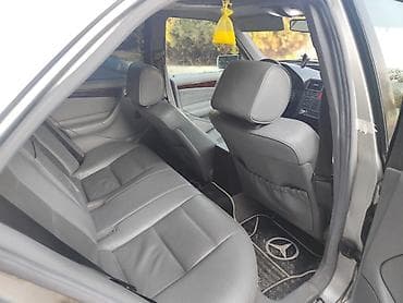mercedes e 220: Mercedes-Benz C-Class: 2.8 l | 1995 il Sedan — 10