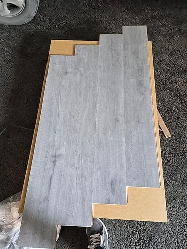 8 mm, 33 klass laminat döşəmə 
Endırım düşdü 12m açtırılma var — 5