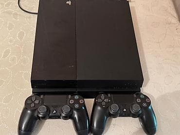 yamaha dinamik: Sony PlayStation 4 (PS4) – orijinal model, qara rəng. Komplekt: - PS4 — 1