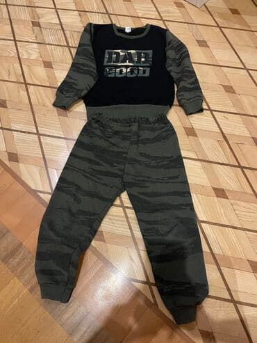 defacto baku qiymetler: Sport kostyum,5-6 yash,yaxshi veziyyetde — 2