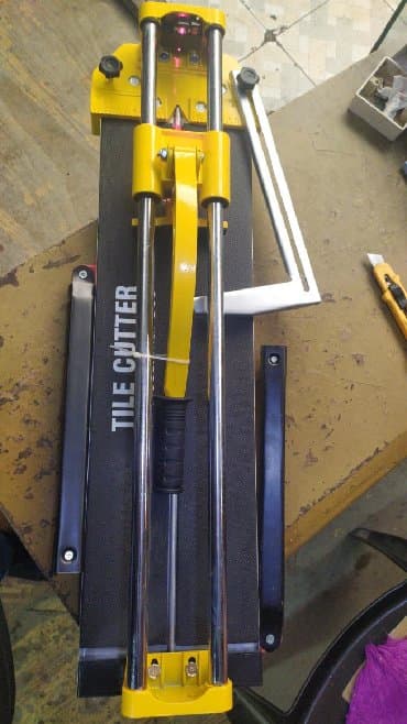 divar kesen aparat: Kafel kəsən stanok — 1