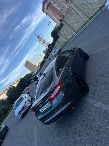 turbo az c class: Ford Fusion (sedan) – tünd boz rəng, qara diskli idman üslublu — 2