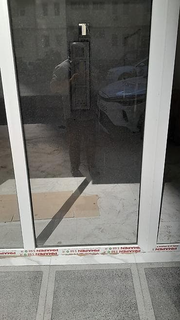 20 yanvar metro erazisinde qessab dükani icareye verilir.Her bir