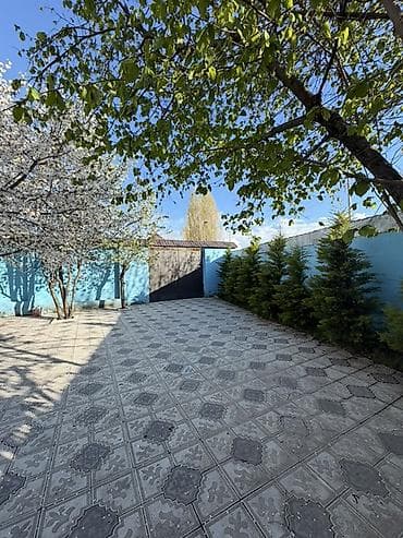 araz market neftciler: 100 kv. m, 3 otaqlı, Qaz, İşıq, Su — 6