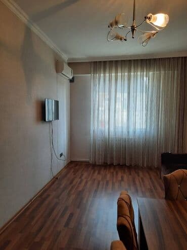 снять квартиру в баку долгосрочно: Kirayə verilir. Ev kristal 1-in girişində yerləşir .Bütün əşyaları — 2