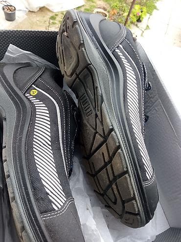 bot ayaqqabı: Iş ayaqqabisi bir defe geyinilib tezedir hec bir deffekti heç neyi — 3