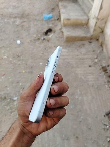 ipad mini 4 qiymeti: IPhone 15, 256 GB, Sierra Blue, Face ID — 4