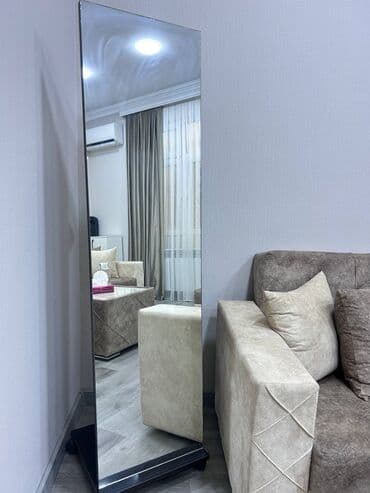 suse uzerinde sekil: Güzgü Döşəmə üstü — 1