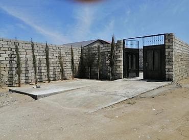 kapsul ev: Satış üçün:Ev şəxsi yaşayış üçün tikilib.17 ×11m, 380kv .m. 1-ci — 2
