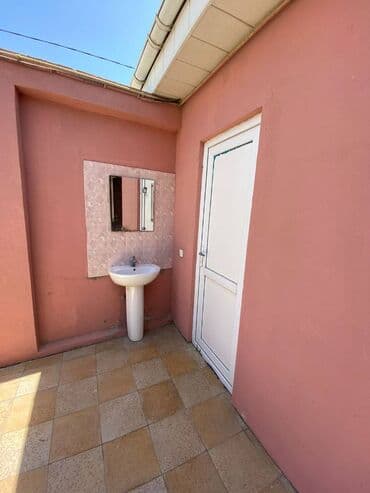 yeni gunəşlidə 1 otaqlı evlər: Hövsan qəs. 7 otaqlı, 210 kv. m, Orta təmir — 10