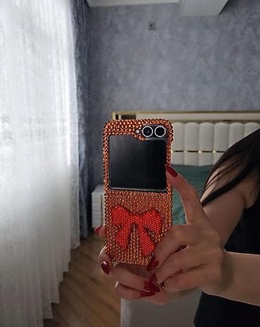 ps4 2 orjinal pult: SAMSUNG FLİP Z 6 telefonlari uçun parlaq,bəzəkli telefon qabı — 5