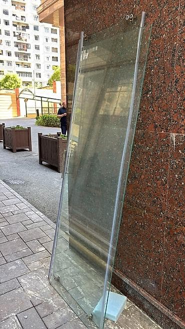 seyf qapi: Şüşə sürgülü qapı panelləri - Material: temperli (bərkidilmiş) şəffaf — 1