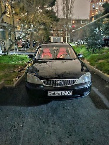 Ford: Ford Mondeo: 2 л | 2004 г. 420000 км Седан — 2