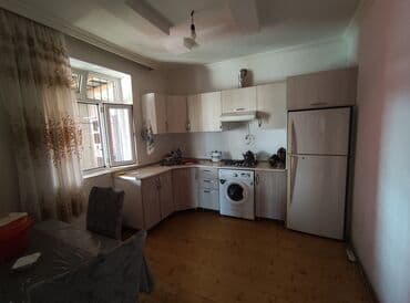 yevlaxda evler: 3 otaqlı, 3 kv. m, Təmirsiz — 13