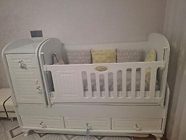 Uşaq mebeli: Oğlan və qız üçün, Dördbucaq, Beşik, Dəst ilə, Matras ilə, Yellənmə mexanizm ilə — 2