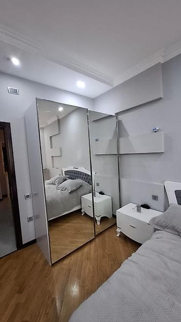 tek kravat islenmis: Yataq otağı mebel dəsti. Ayrı-ayrı almaqda mümkündür. Mebellər Pierre — 5