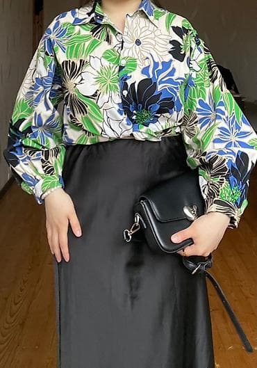 Другая женская одежда: Kombin: Şəkillərdəki kimi həm ağ, həm də qara şalvar və yubkalarla — 3