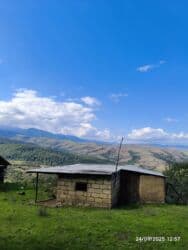 sumqayıtda kirayə evlər 2024: Lerikin Noda kendinde. Heyet evi satilir. asfalta 2 degigelik yol — 8