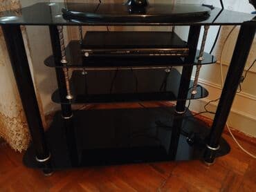 daş kömür: Düz TV altlığı, Polkalı, Şüşəli — 1