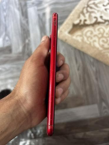 iphone 5c: IPhone 8 Plus, Qırmızı, Qırıq — 2