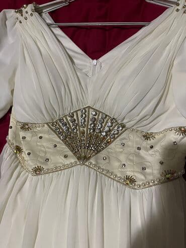 gumusun qrami nece manatdir: Don şifon 1 defe geyinilib — 4