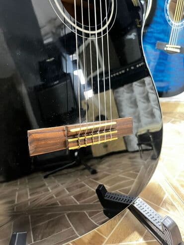 4 струнная гитара маленькая: Акустическая гитара, Fender, 6 струн, Новый, Бесплатная доставка — 7