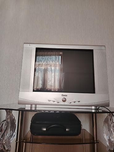 televizo: - Məhsul: Köhnə model televizorlar (2 ədəd) - Brendlər və tip: - Sony — 2